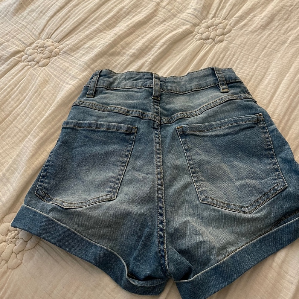 Shorts - Picture 2 of 2